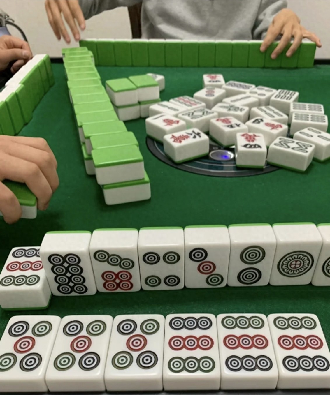 麻将手气差怎么办_德州扑克起手牌松_如何调整麻将心态