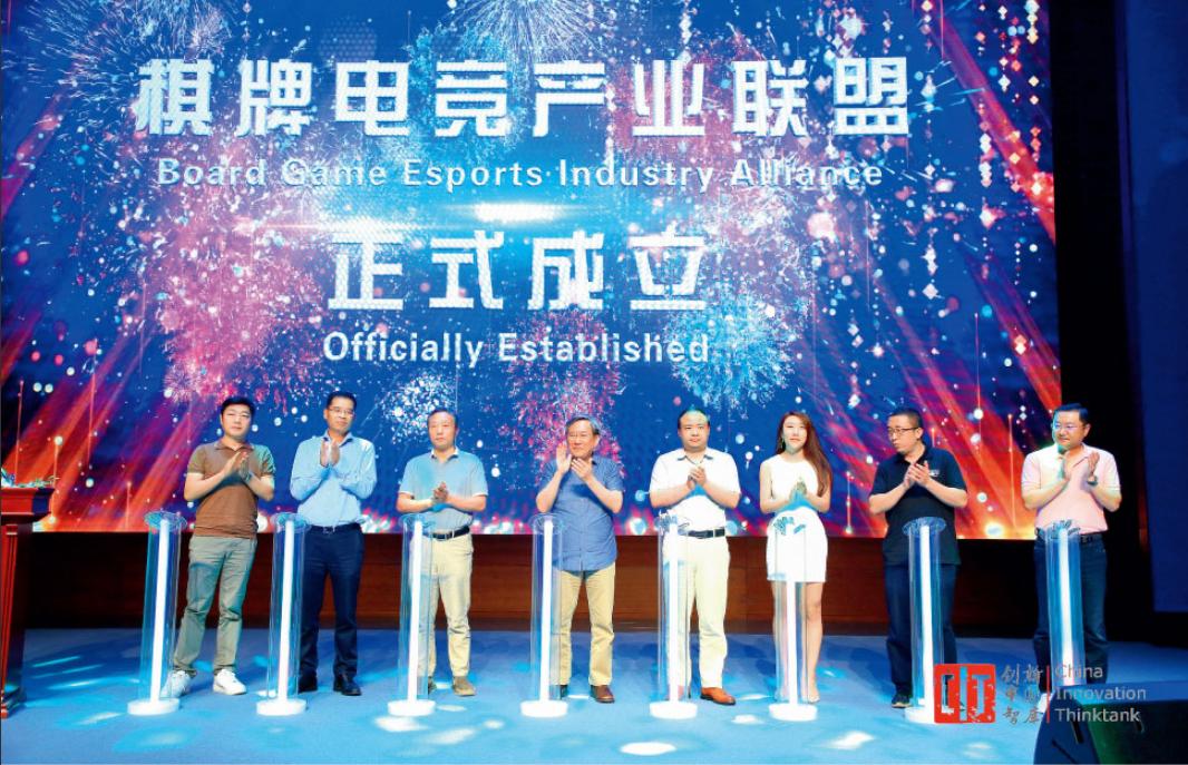 电子棋牌行业网络赌博问题_棋牌电竞商业创新模式_电子竞技转德州扑克