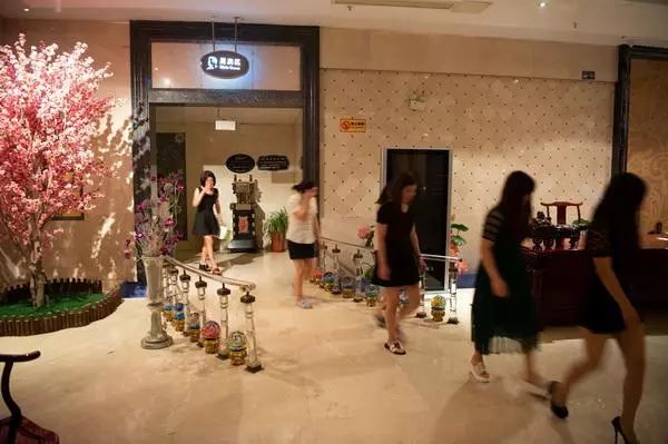 庐阳公安分局端掉赌博窝点_合肥阜南路赌博窝点_德州扑克输赢