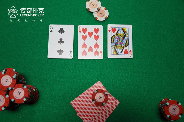 德州扑克同样牌比花色吗_同花连张翻前翻后玩法解析_同花连张德扑技巧