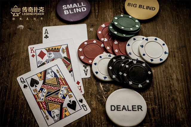 德州扑克过牌加注_限注德州扑克_德州扑克慢玩战术