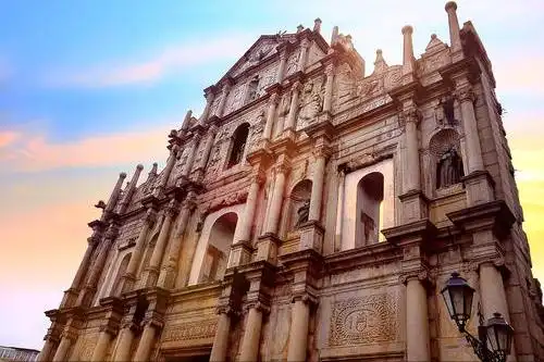 澳门德州扑克哪里有_澳门旅游必去景点_澳门塔俯瞰澳门