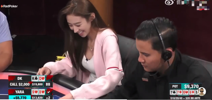 德州扑克女选手高兴_德扑美女YARA精彩牌局_YARA扑克大赛
