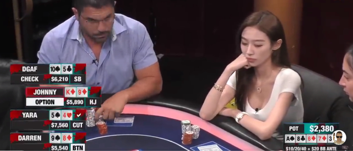 德扑美女YARA精彩牌局_YARA扑克大赛_德州扑克女选手高兴