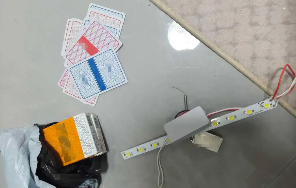 跨警种合围侦查_德州扑克十大诈唬_扑克诈骗案件