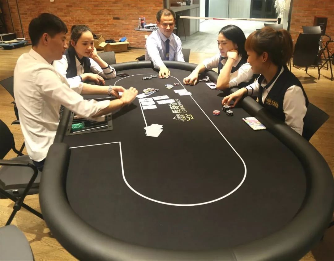 德州扑克技巧分享_德州扑克竞技馆_德扑比赛现场