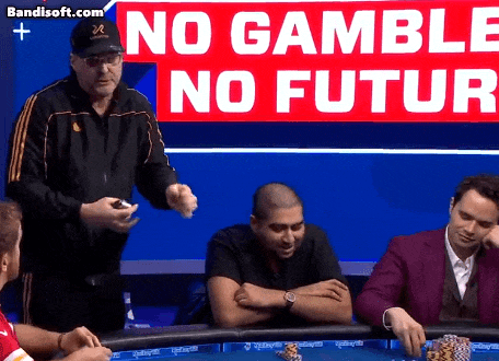 德州扑克职业女选手_女性扑克选手刘璇_刘璇获得Triton Poker冠军