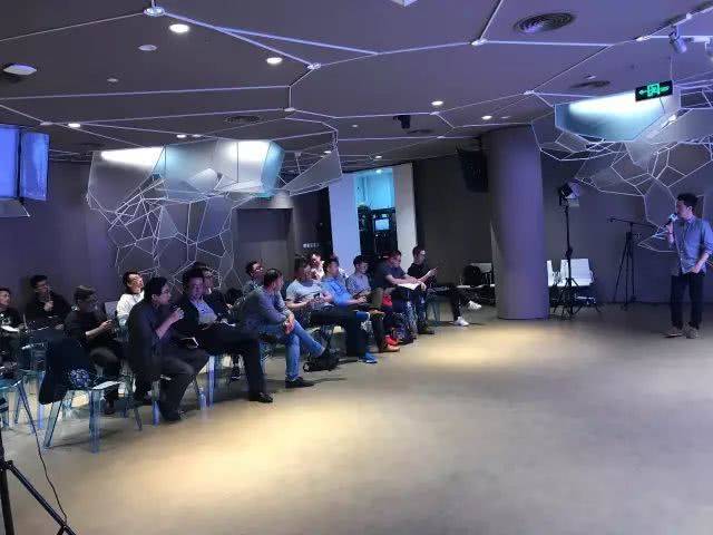 奥马哈扑克教学_奥马哈冠军直播课_德州扑克极速桌打法