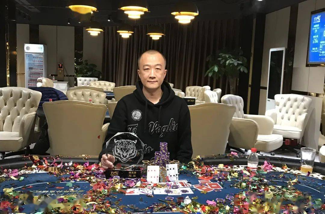 樊涛 扑克 职业生涯_樊涛 扑克 选手经历_德州扑克比赛奖励