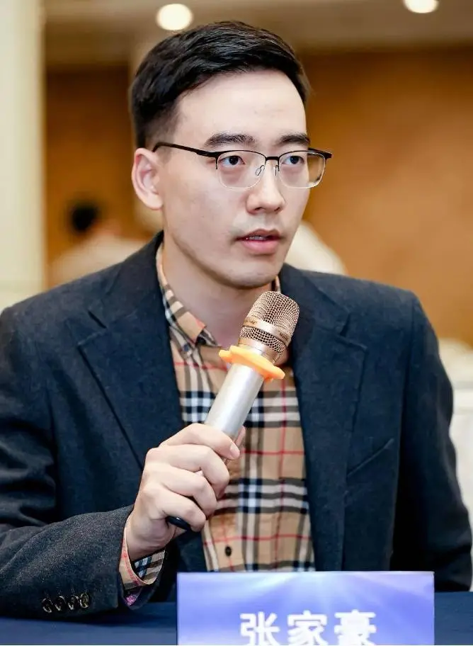 追缴违法所得辩护_德州扑克开设赌场案二审改判_德州扑克判决