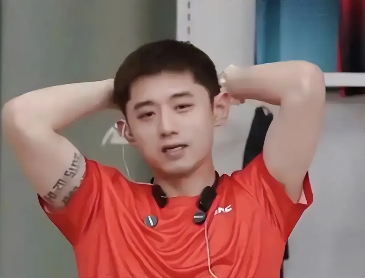 明星玩德州扑克_赌桌上输光的明星_明星赌博新闻
