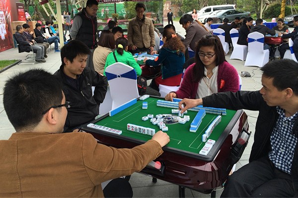 麻将赌博与娱乐界限划分_德州扑克媒体_全国首例麻将政协提案