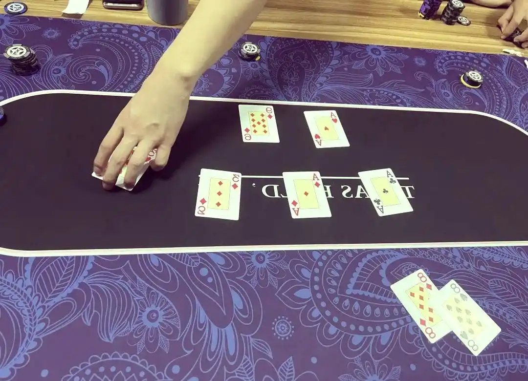 德州扑克与金融共通点_德州扑克 简介_德州扑克游戏规则