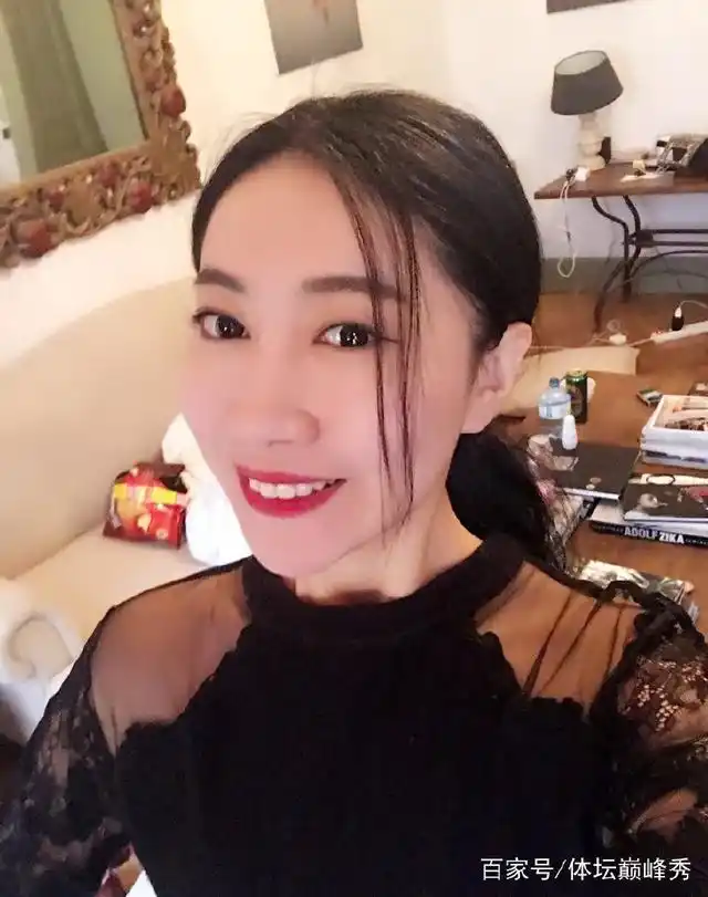 德州扑克女玩家李思晓经历_德州扑克冠军图片 中国_中国首位德州扑克亚洲冠军李思晓