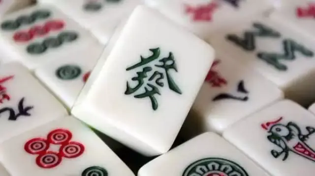 德州扑克花色大小_中西方价值观念体现_麻将与扑克文化差异