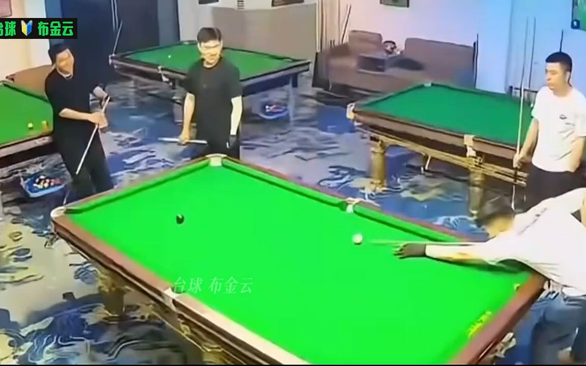 天天德州扑克分钱规则_德州扑克欧洲扑克巡回赛决赛桌_扑克前线赛事回放