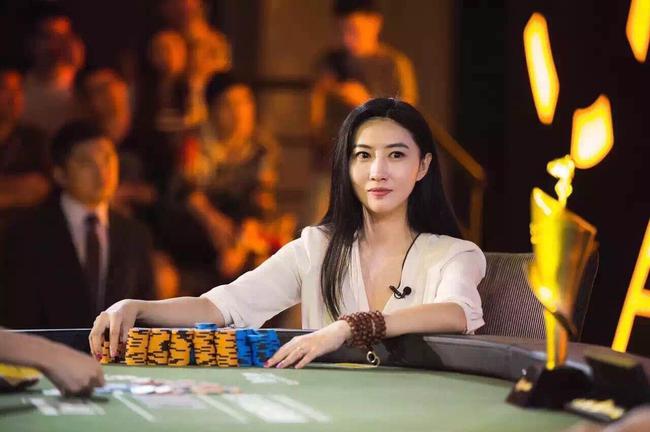 中戏毕业美女选手李思晓 德扑冠军 德扑风云之人生筹码_德州扑克李思晓